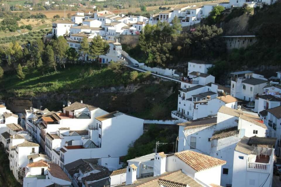 Alojamiento Rural Carmen Setenil De Las Bodegas Buitenkant foto